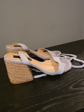 Steven by Steve Madden Grey Suede Espadrille Wedge Sandals – Size 9